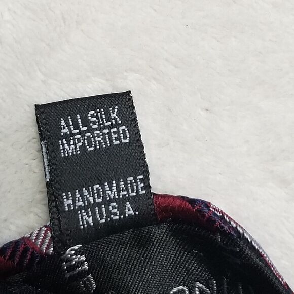 XMI Von Maur Neck Tie 100% Silk Red Blue Geometric Handmade In USA - Picture 3 of 6